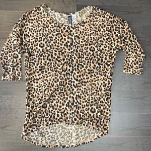 *3/$25* GUC | DIVIDED | 3/4 TOP | SZ 4